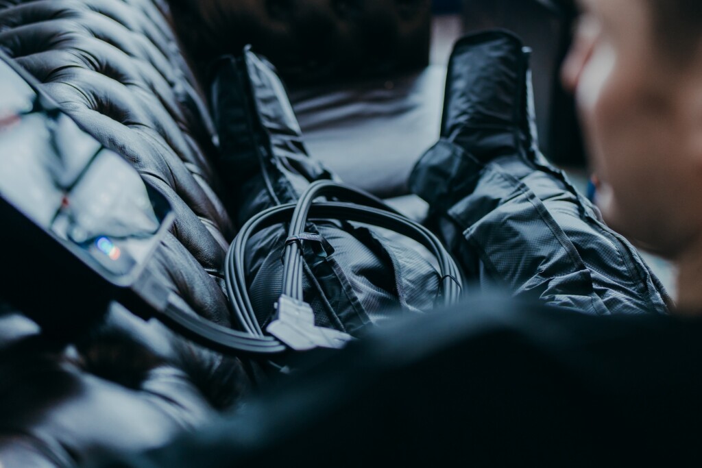 beyondRED® AIR – Recovery Boots - Image 6